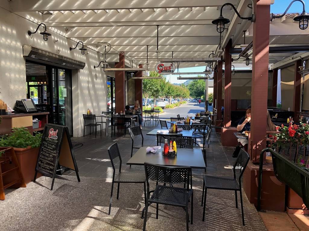 Gus Cafe & Grill | restaurant | 722 Village Ct, Santa Rosa, CA 95405, USA | 7075452212 OR +1 707-545-2212