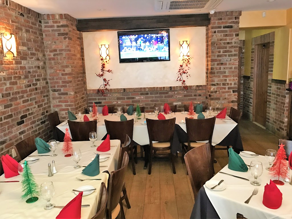 PortuCale Restaurant & Bar | restaurant | 129 Elm St, Newark, NJ 07105, USA | 9733444407 OR +1 973-344-4407