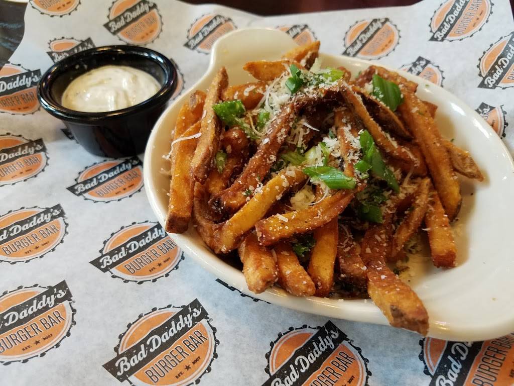 Bad Daddy’s Burger Bar | restaurant | 4623 Forest Dr Ste 4, Columbia, SC 29206, USA | 8036616318 OR +1 803-661-6318