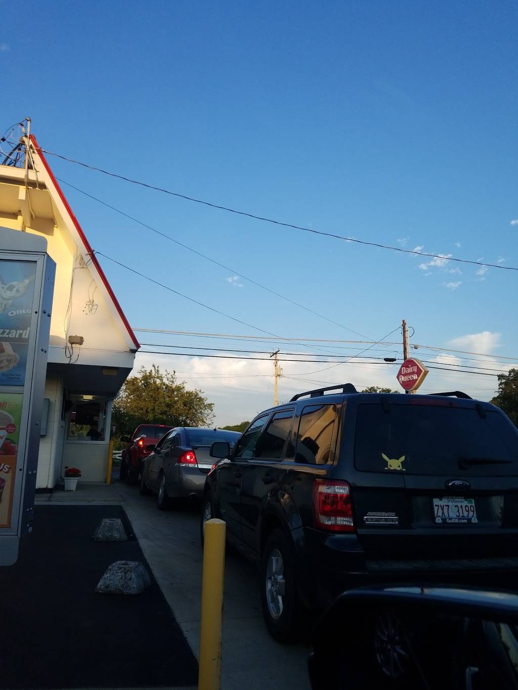 Dairy Queen Store | restaurant | 1117 N Main St, Paris, IL 61944, USA | 2174633230 OR +1 217-463-3230