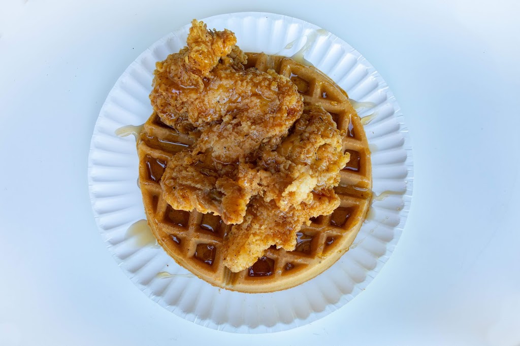 Holy Chick N Waffles Mobile Soul Food Kitchen | restaurant | 7000 Franklin Blvd suite 618, Sacramento, CA 95823, USA | 9167288674 OR +1 916-728-8674