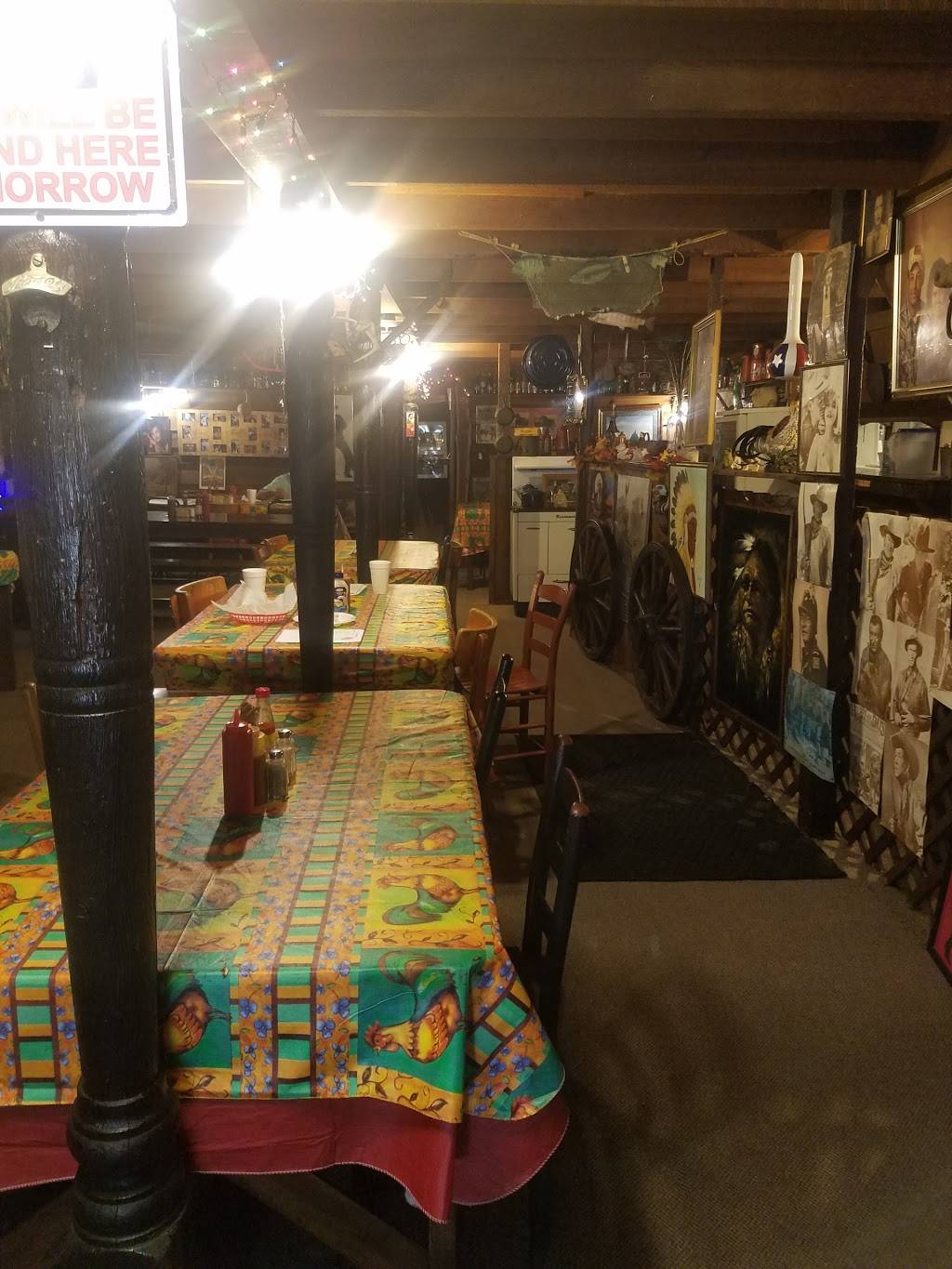 Roys Country Corral | restaurant | 553 Wire Grass Rd, Lumberton, NC 28358, USA | 9106743326 OR +1 910-674-3326