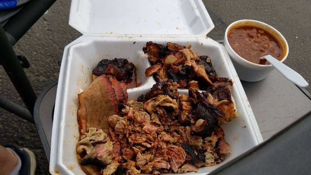 JL Smokehouse | restaurant | 1712 E Broadway Rd, Phoenix, AZ 85040, USA | 6029004296 OR +1 602-900-4296