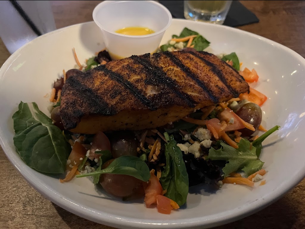 Furniture Factory Bar & Grill | restaurant | 7 Town Center Dr NW Suite 103, Huntsville, AL 35806, USA | 2569457391 OR +1 256-945-7391