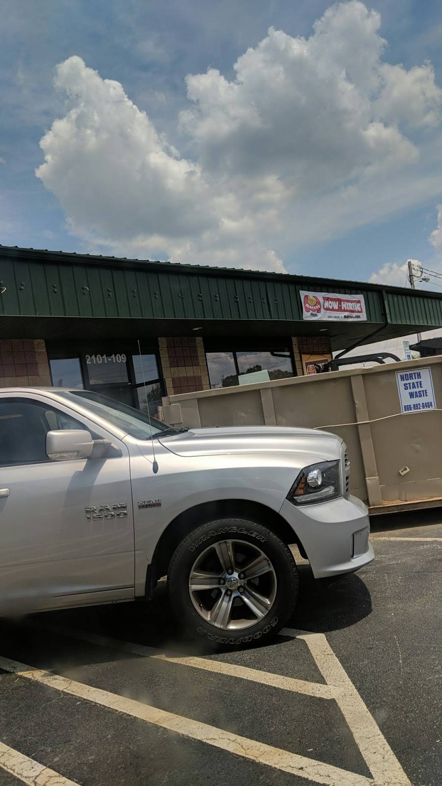 Marcos Pizza | meal takeaway | 2101 N Main St, High Point, NC 27262, USA | 3368037057 OR +1 336-803-7057