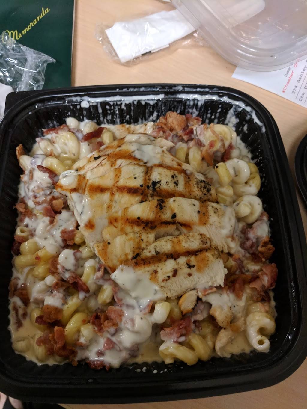 The Chamber Bar & Grill | restaurant | 906 E Colby St, Whitehall, MI 49461, USA | 2318936720 OR +1 231-893-6720