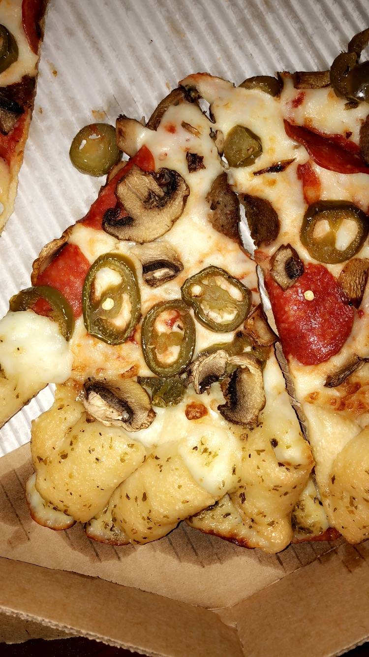 Pizza Hut | restaurant | 5212 Whitsett Ave, North Hollywood, CA 91607, USA | 8185099300 OR +1 818-509-9300