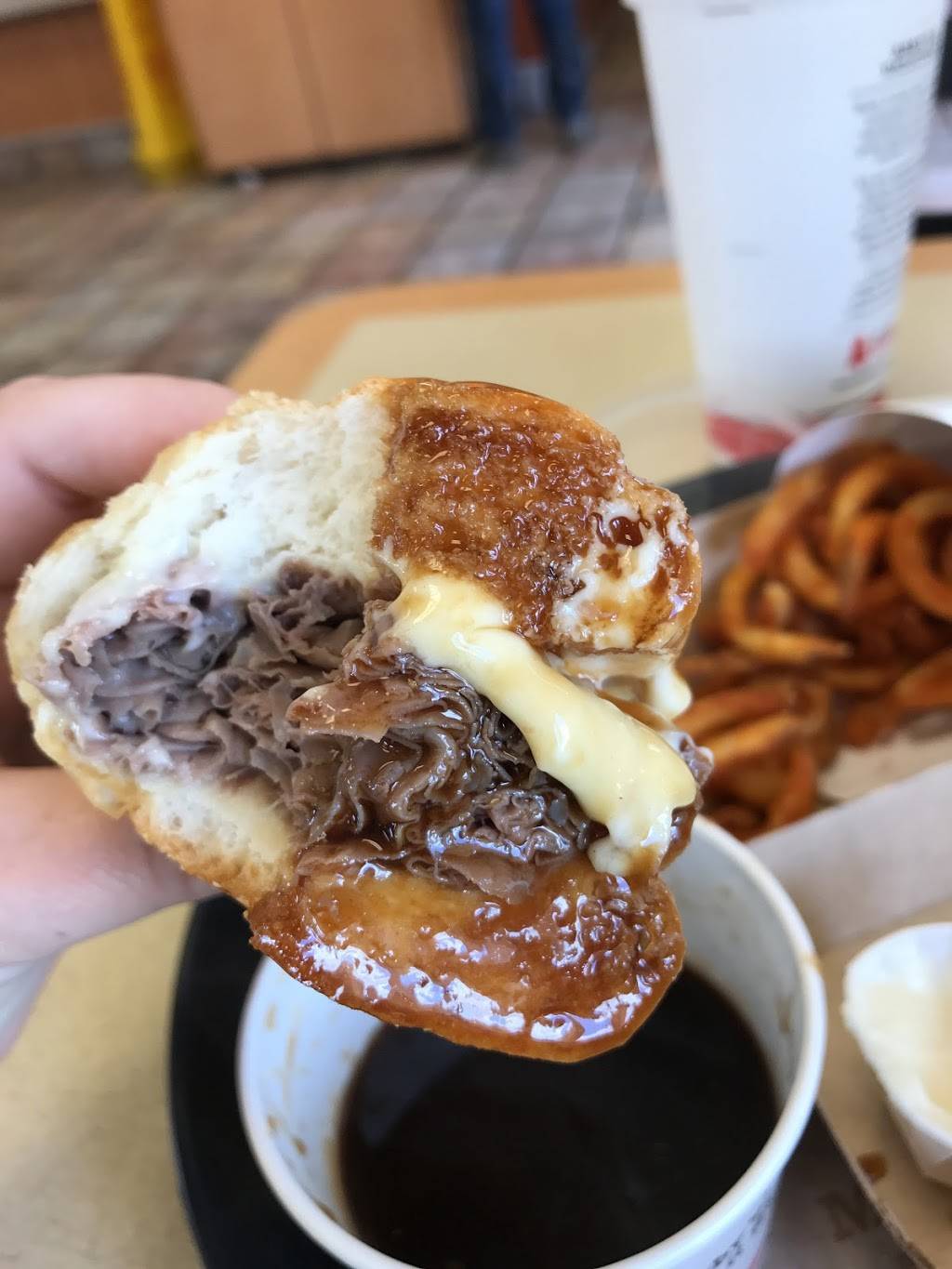 Arbys | meal takeaway | 9525 Santa Fe Dr, Overland Park, KS 66212, USA | 9133831700 OR +1 913-383-1700