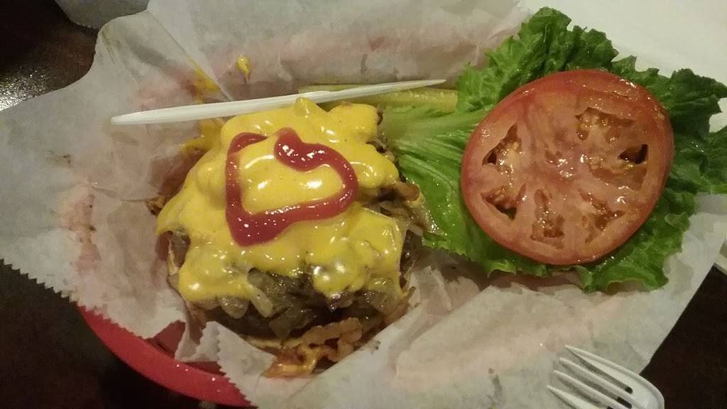 Pepis Pub and Grill | restaurant | 618 6th St, Racine, WI 53403, USA | 2626336111 OR +1 262-633-6111