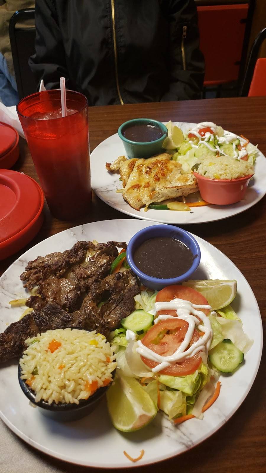 Don Pedros Pupuseria y Taqueria | restaurant | 320 N Main St, Duncanville, TX 75116, USA | 4698867050 OR +1 469-886-7050