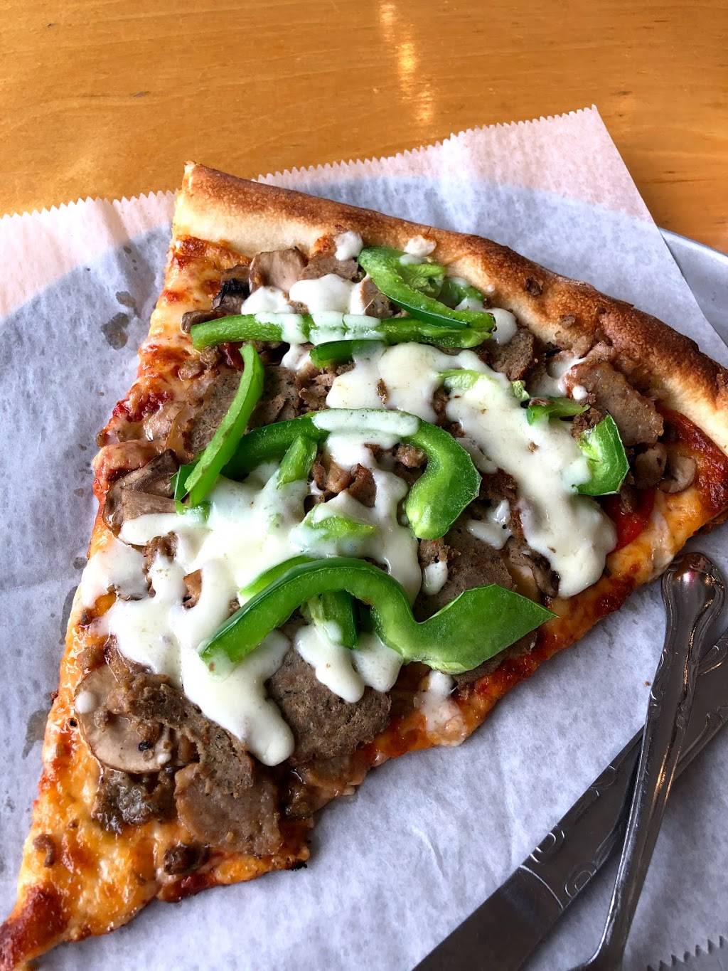 Fellinis Pizza | restaurant | 333 Commerce Dr, Decatur, GA 30030, USA | 4043700551 OR +1 404-370-0551