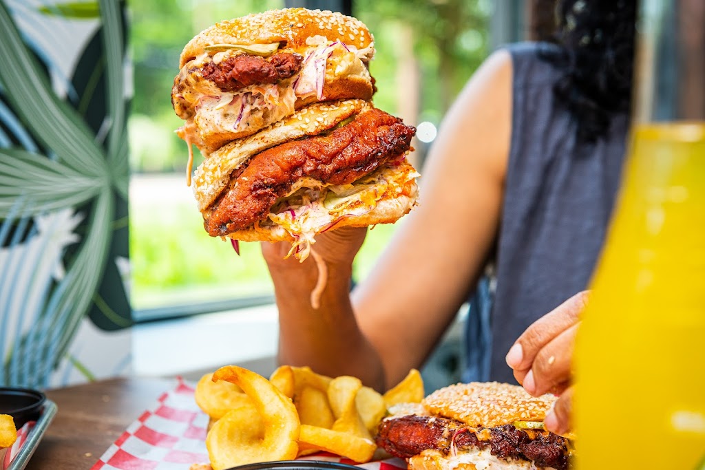 Little Fire Bird | restaurant | 14067 Noblewood Plaza, Dale City, VA 22193, USA | 5714744515 OR +1 571-474-4515