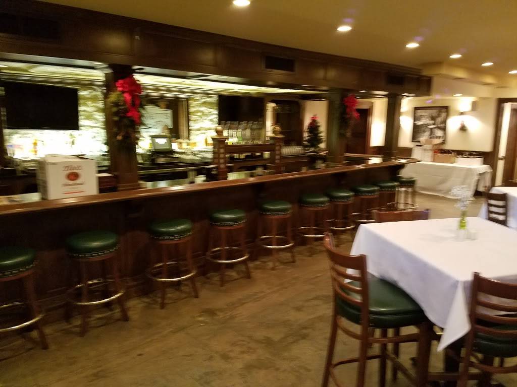 Emmetts Brewing Company | restaurant | 121 W Front St, Wheaton, IL 60187, USA | 6304807181 OR +1 630-480-7181