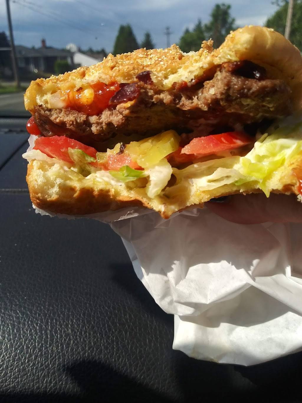 Burger Ranch | restaurant | 820 S 38th St, Tacoma, WA 98418, USA | 2534723069 OR +1 253-472-3069