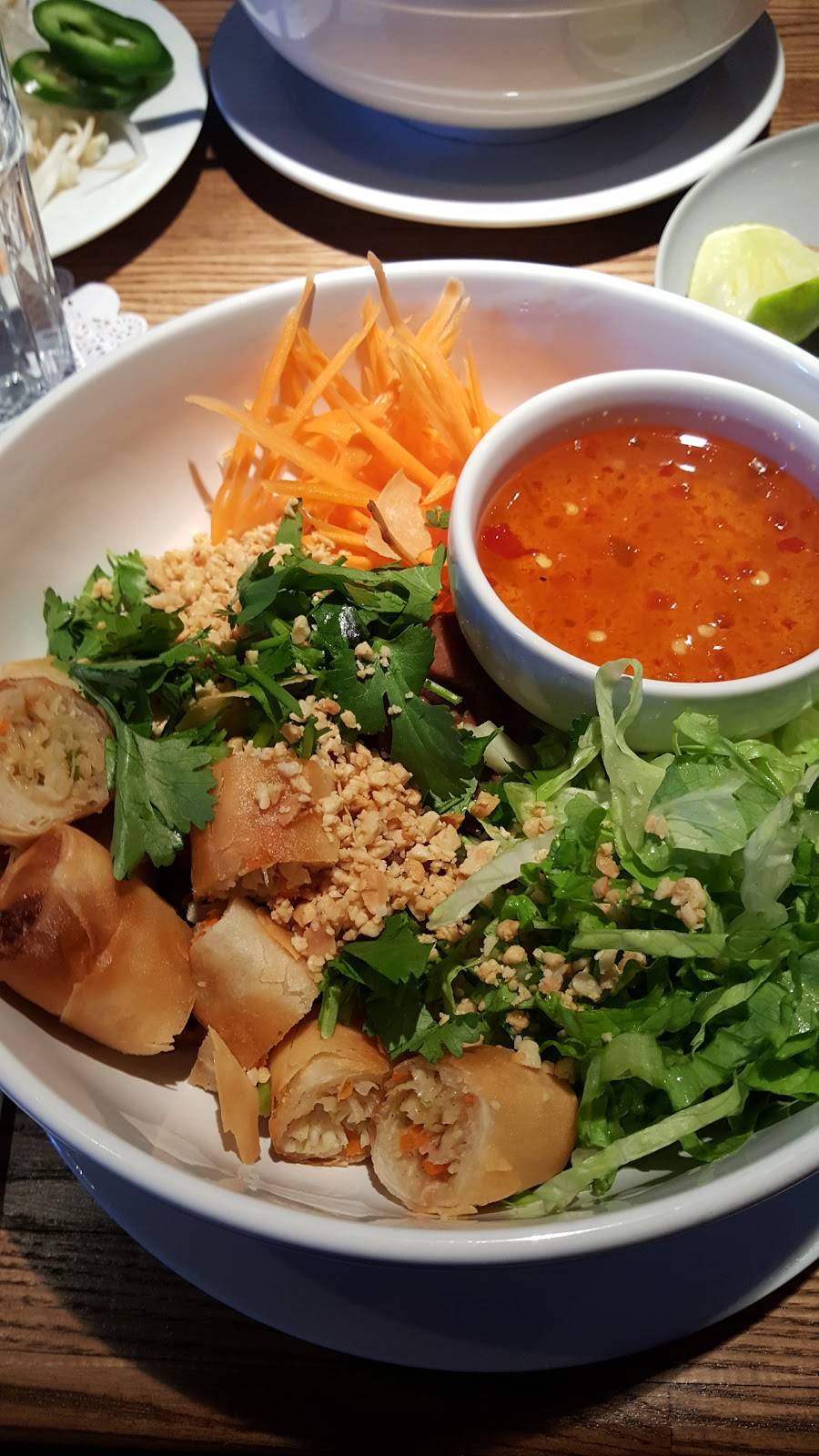 Q88 Pho & Sushi | restaurant | 7020 Huntley Rd #1, Carpentersville, IL 60110, USA | 2242932800 OR +1 224-293-2800