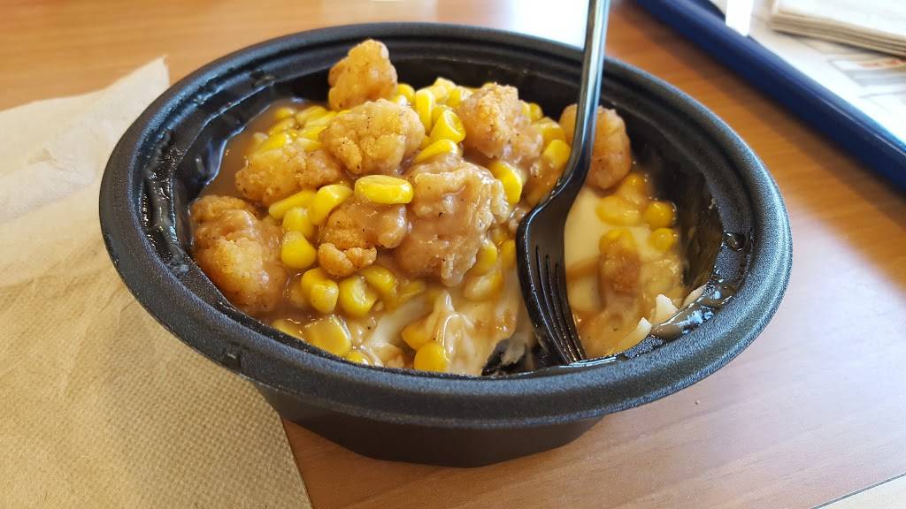 KFC | restaurant | 1589 W Main St, Willimantic, CT 06226, USA | 8604231188 OR +1 860-423-1188