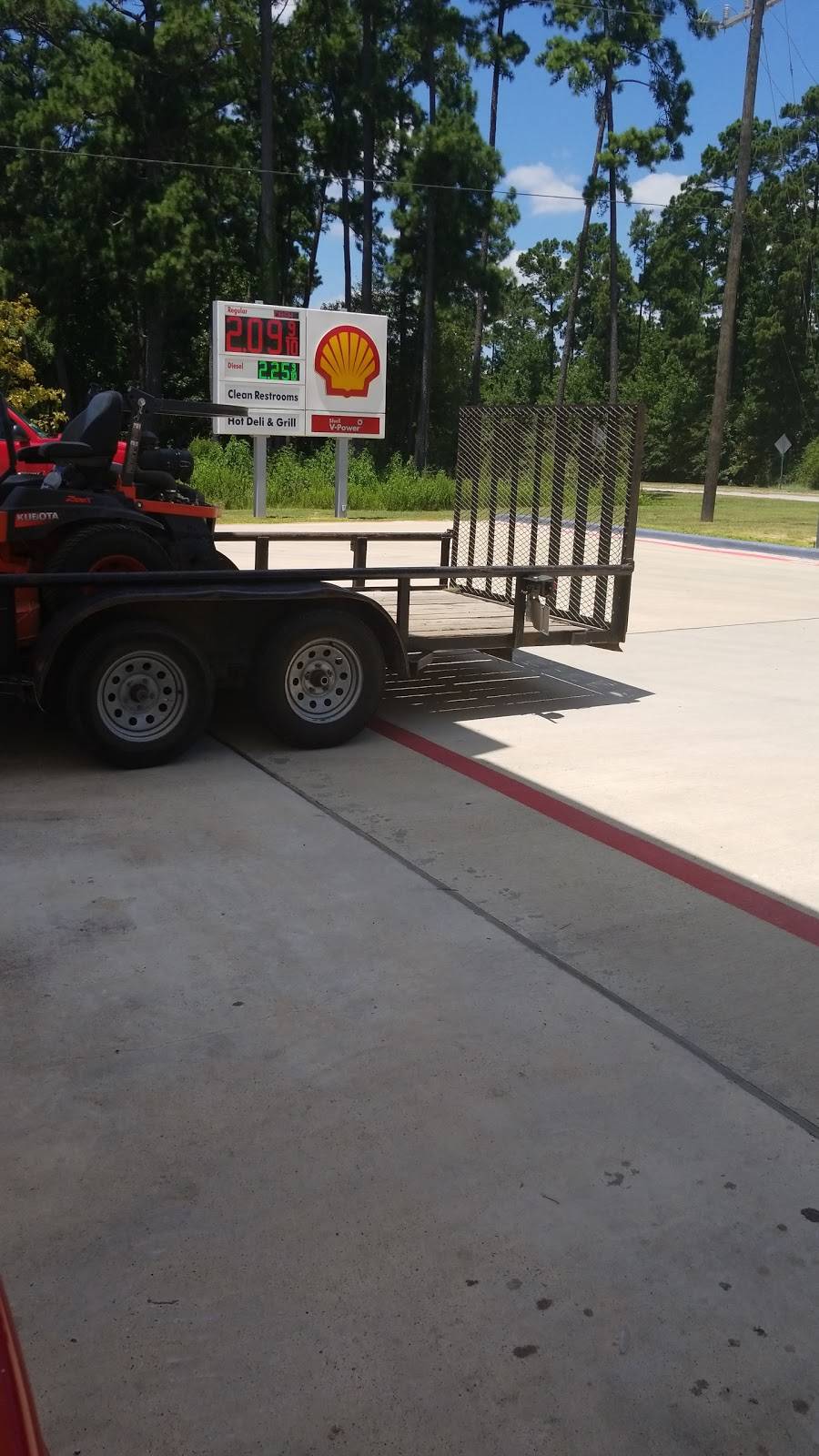 Smileys Express | meal takeaway | 3612 Montgomery Rd, Huntsville, TX 77340, USA | 9364351303 OR +1 936-435-1303