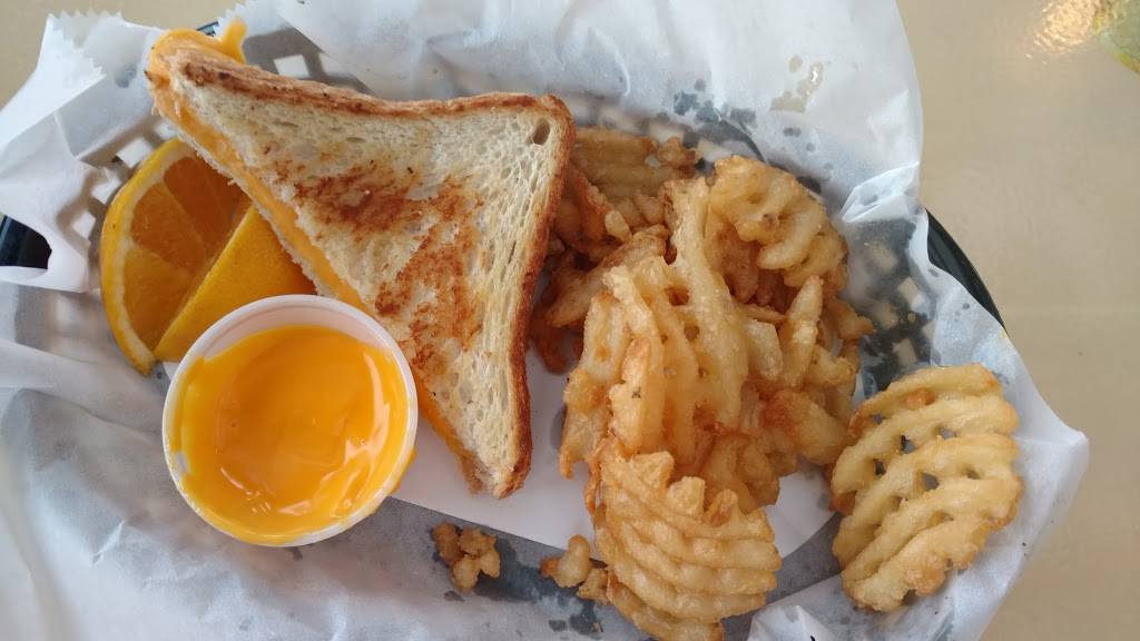 Long Doggers Cocoa Beach | restaurant | 350 W Cocoa Beach Causeway, Cocoa Beach, FL 32931, USA | 3216130002 OR +1 321-613-0002