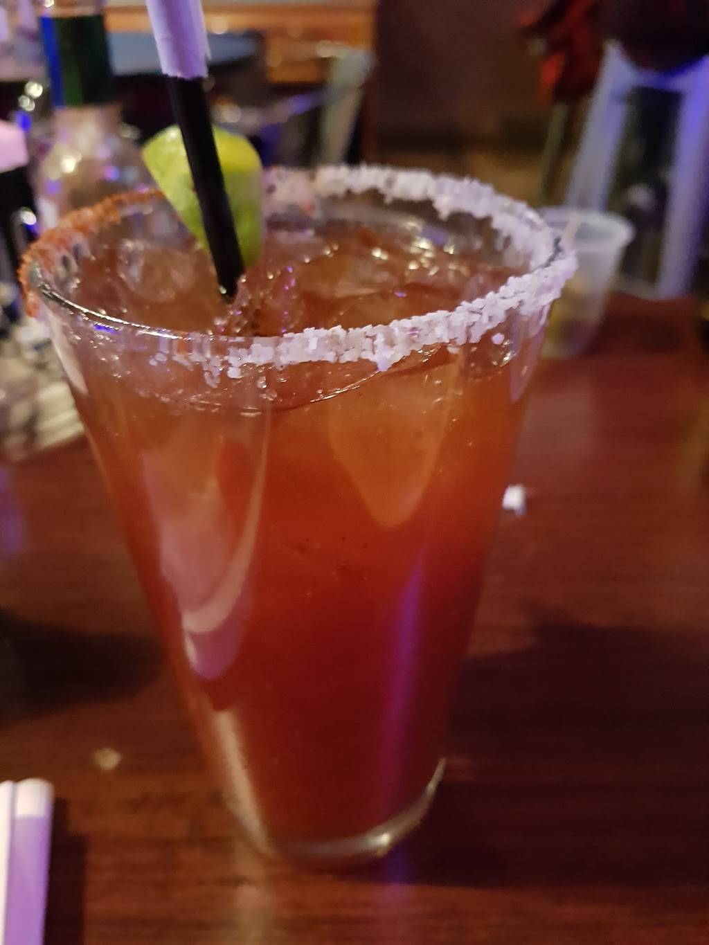 Crawdaddys Bar and Grill | restaurant | 212 Cincinnati Ave, El Paso, TX 79902, USA | 9155339332 OR +1 915-533-9332