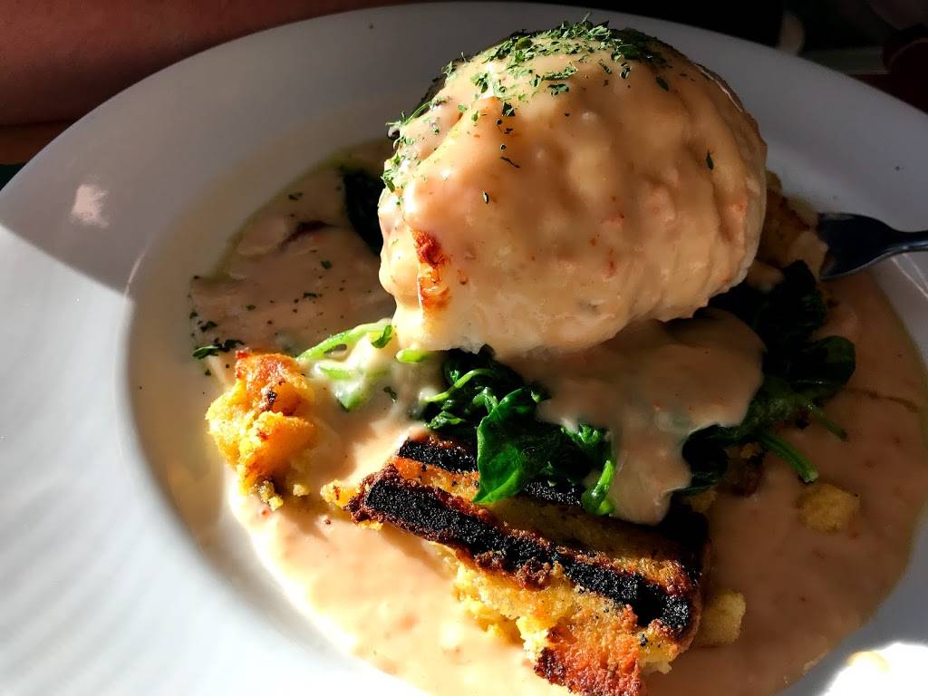 Kawanhee Inn & Restaurant | restaurant | 12 Annes Way, Weld, ME 04285, USA | 2075852000 OR +1 207-585-2000