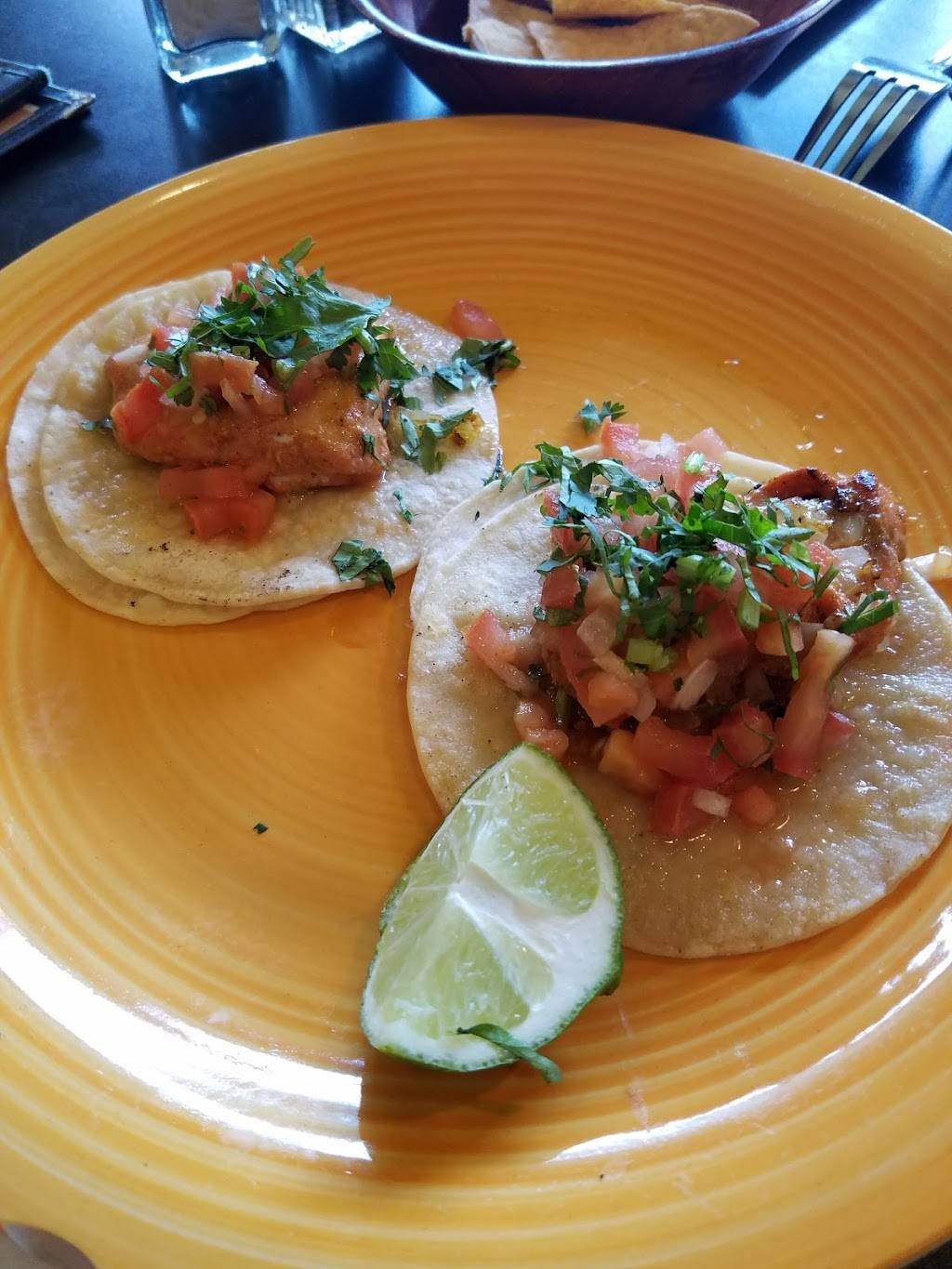 Viva Mexicana | restaurant | 841 Gravenstein Hwy S, Sebastopol, CA 95472, USA | 7078235555 OR +1 707-823-5555