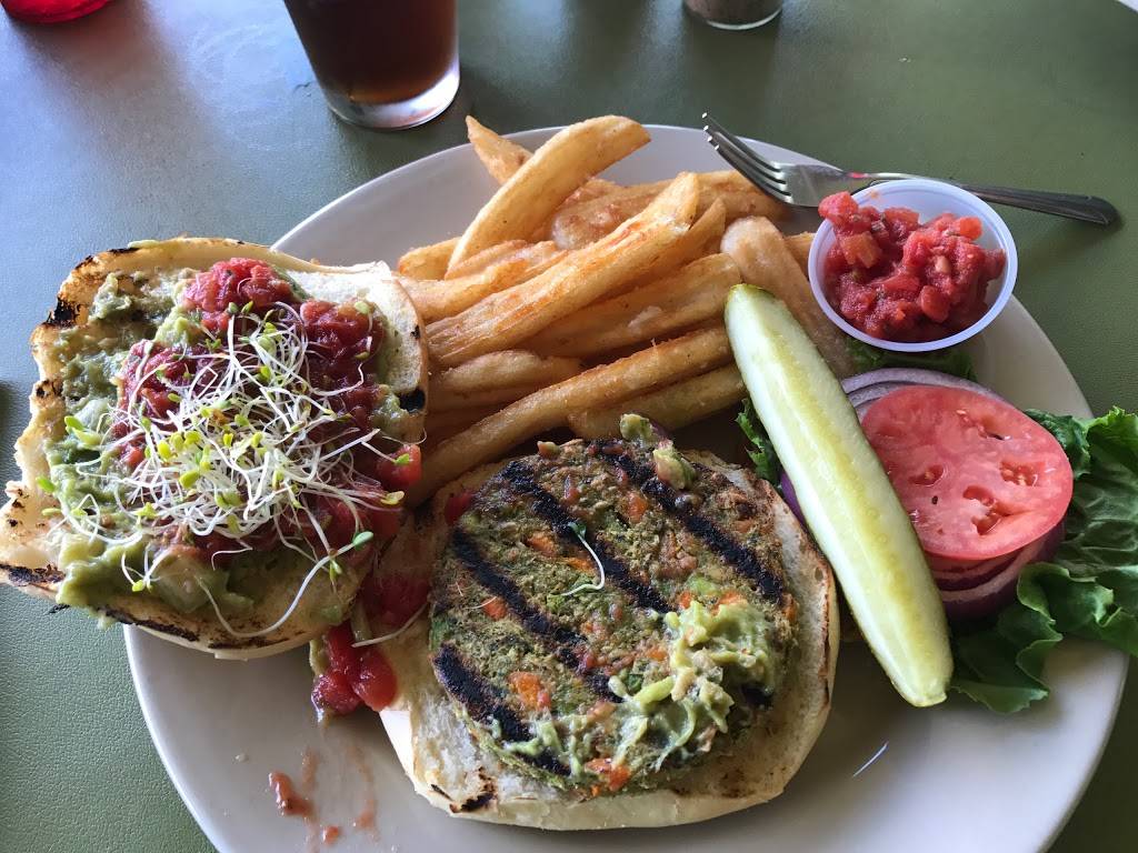 Gilded Otter | restaurant | 3 Main St, New Paltz, NY 12561, USA | 8452561700 OR +1 845-256-1700