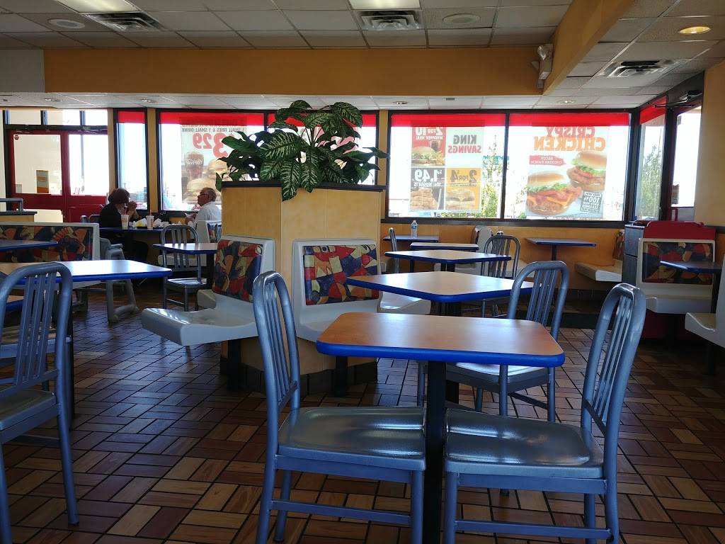 Burger King | restaurant | 7935 N Mesa St, El Paso, TX 79932, USA | 9155841625 OR +1 915-584-1625