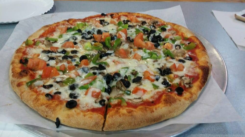Captains Pizza | restaurant | 2046, 462 Mandalay Ave, Clearwater, FL 33767, USA | 7274461799 OR +1 727-446-1799