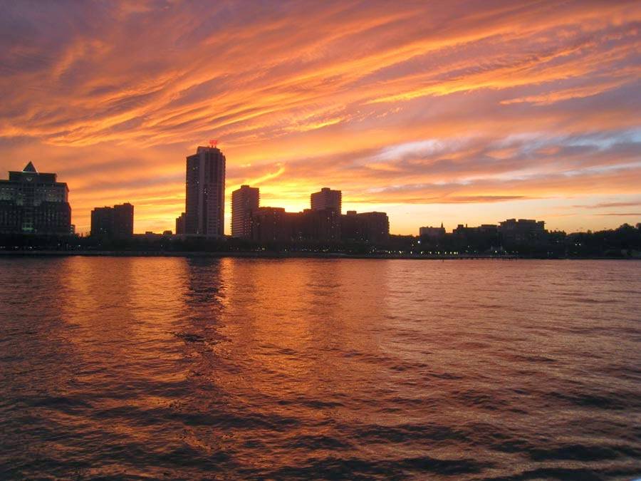 Skyline Princess Cruises | restaurant | 1 Worlds Fair Marina, Flushing, NY 11368, USA | 7184461100 OR +1 718-446-1100