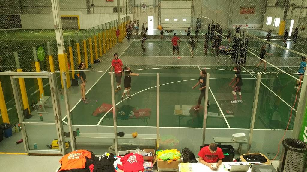 Canlan Sportsplex | restaurant | 3360 Wolfedale Rd, Mississauga, ON L5C 1W4, Canada | 9053661057 OR +1 905-366-1057