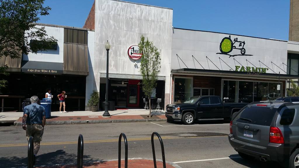 141 North Restaurant & Lounge | restaurant | 141 N Front St, Wilmington, NC 28401, USA | 9107651077 OR +1 910-765-1077