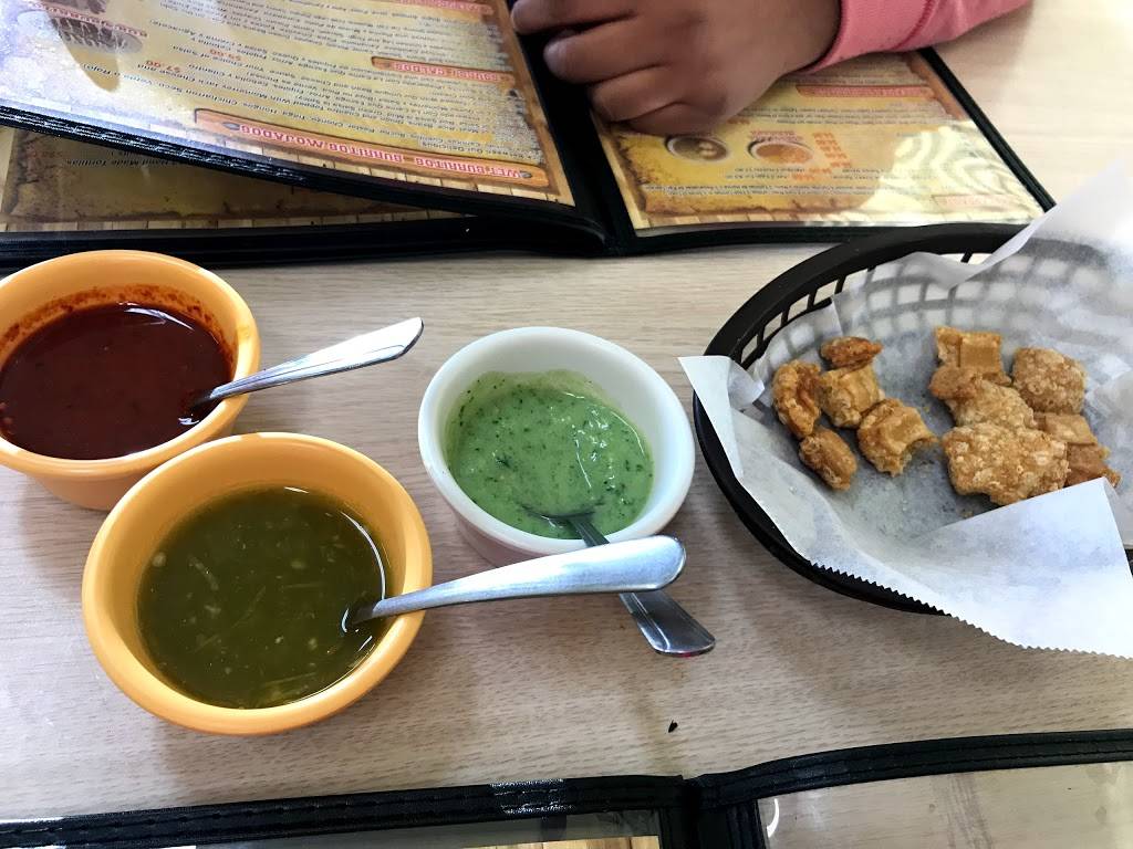 Chicharroland | restaurant | 4714 S Main St, Los Angeles, CA 90037, USA | 3232328850 OR +1 323-232-8850