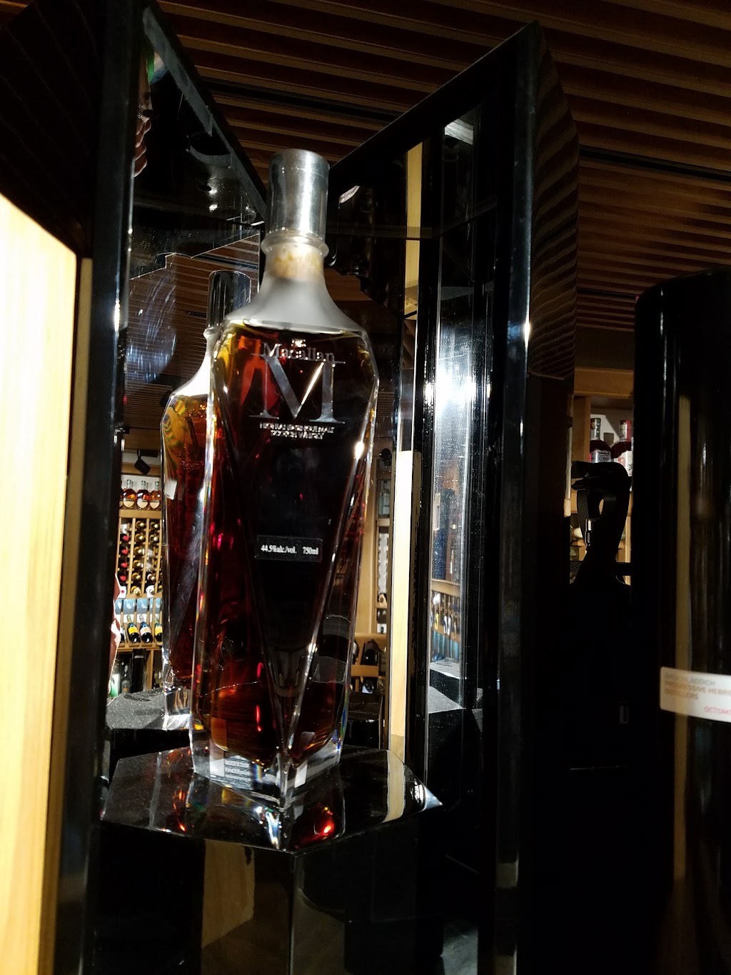 Does Eat Place Of Monroe | restaurant | 300 Washington St, Monroe, LA 71201, USA | 3187377169 OR +1 318-737-7169