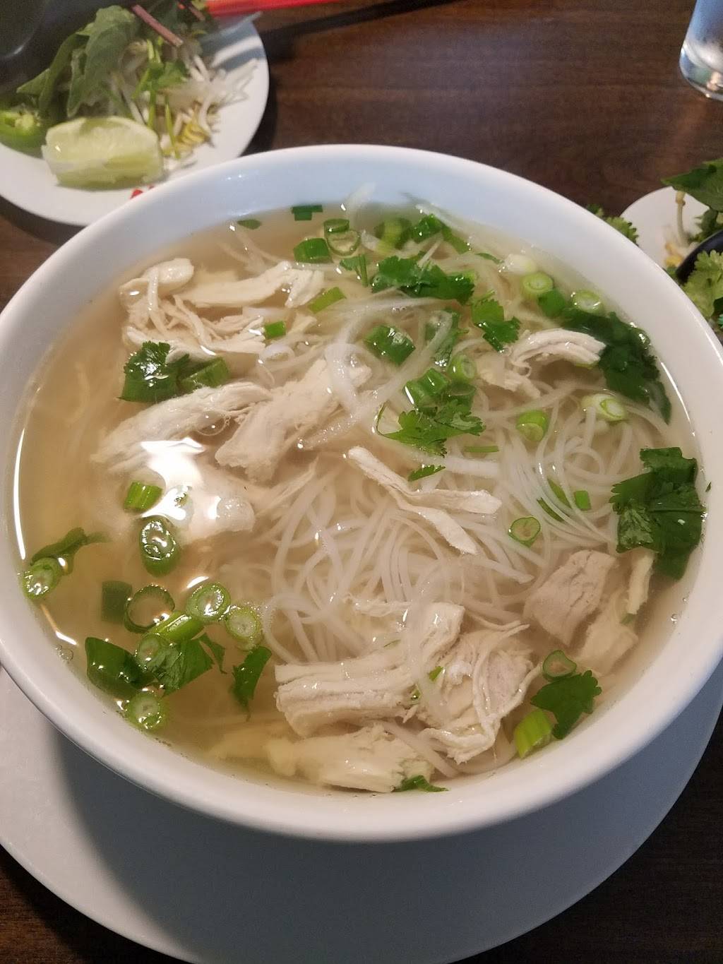 Sandra Rice & Noodle | restaurant | 10625 Pendleton Pike, Indianapolis, IN 46236, USA | 3178238323 OR +1 317-823-8323