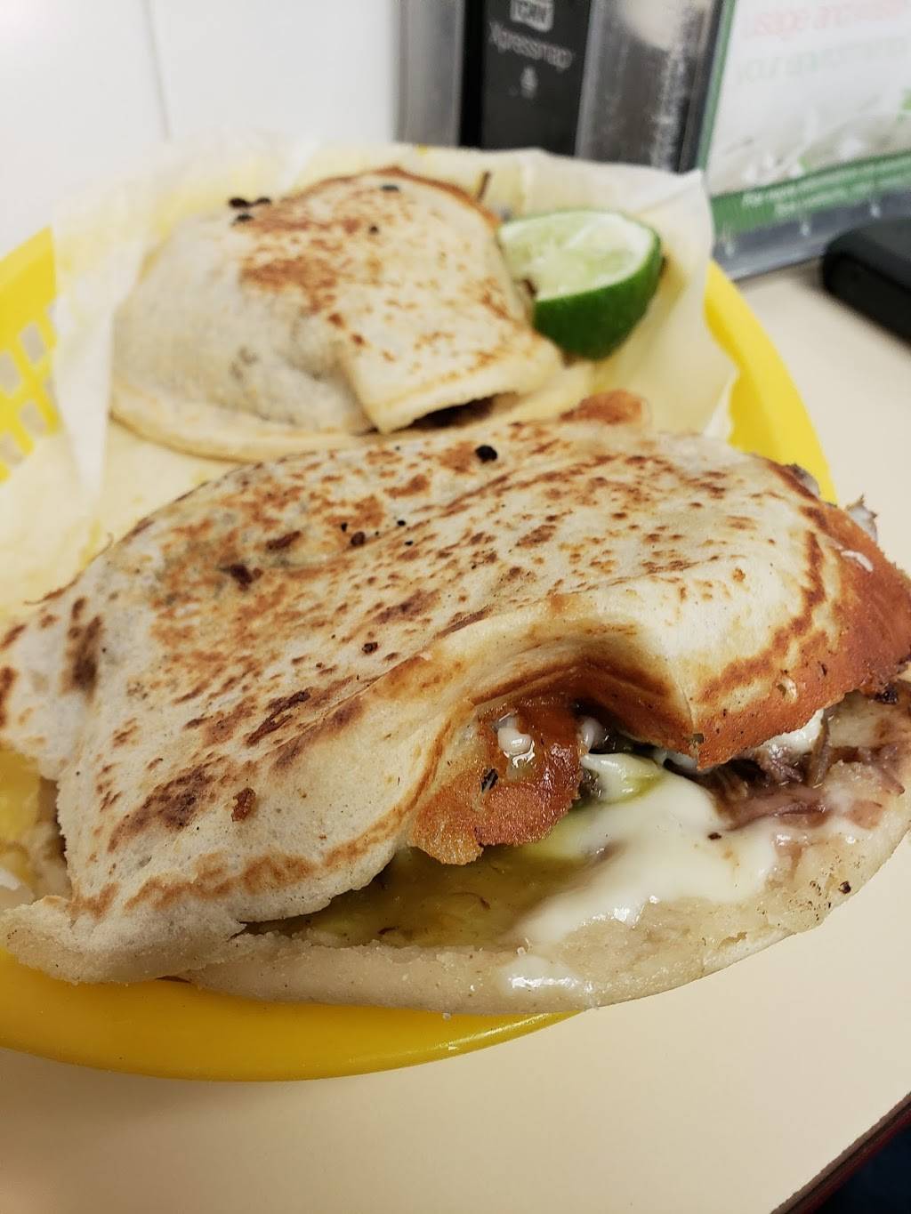 Taqueria Aguascalientes | restaurant | 2809 Broadway St, Houston, TX 77017, USA | 7136414300 OR +1 713-641-4300