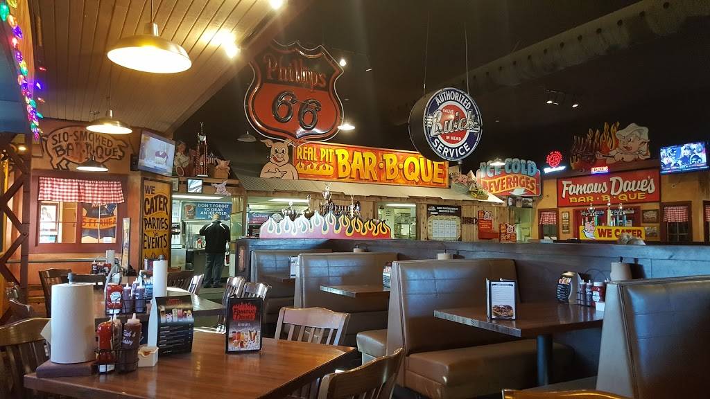 Famous Daves Bar-B-Que | restaurant | 355 S Lake Ave, Duluth, MN 55802, USA | 2187403180 OR +1 218-740-3180