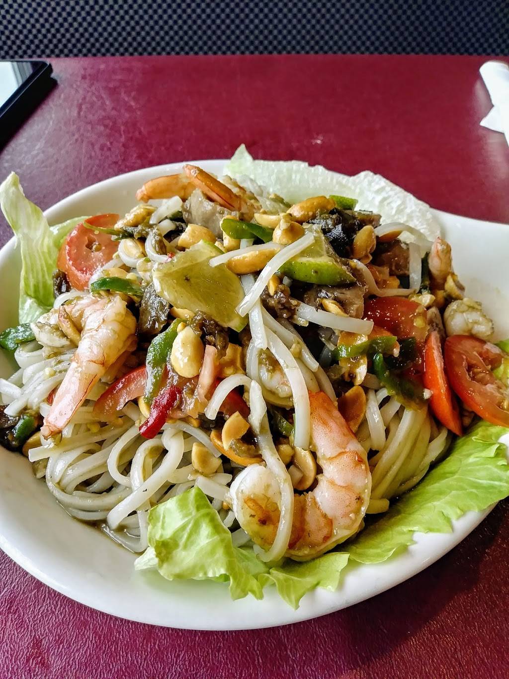 Sawadee Thai Restaurant | restaurant | 1720 Merrill Ave, Wausau, WI 54401, USA | 7156751890 OR +1 715-675-1890