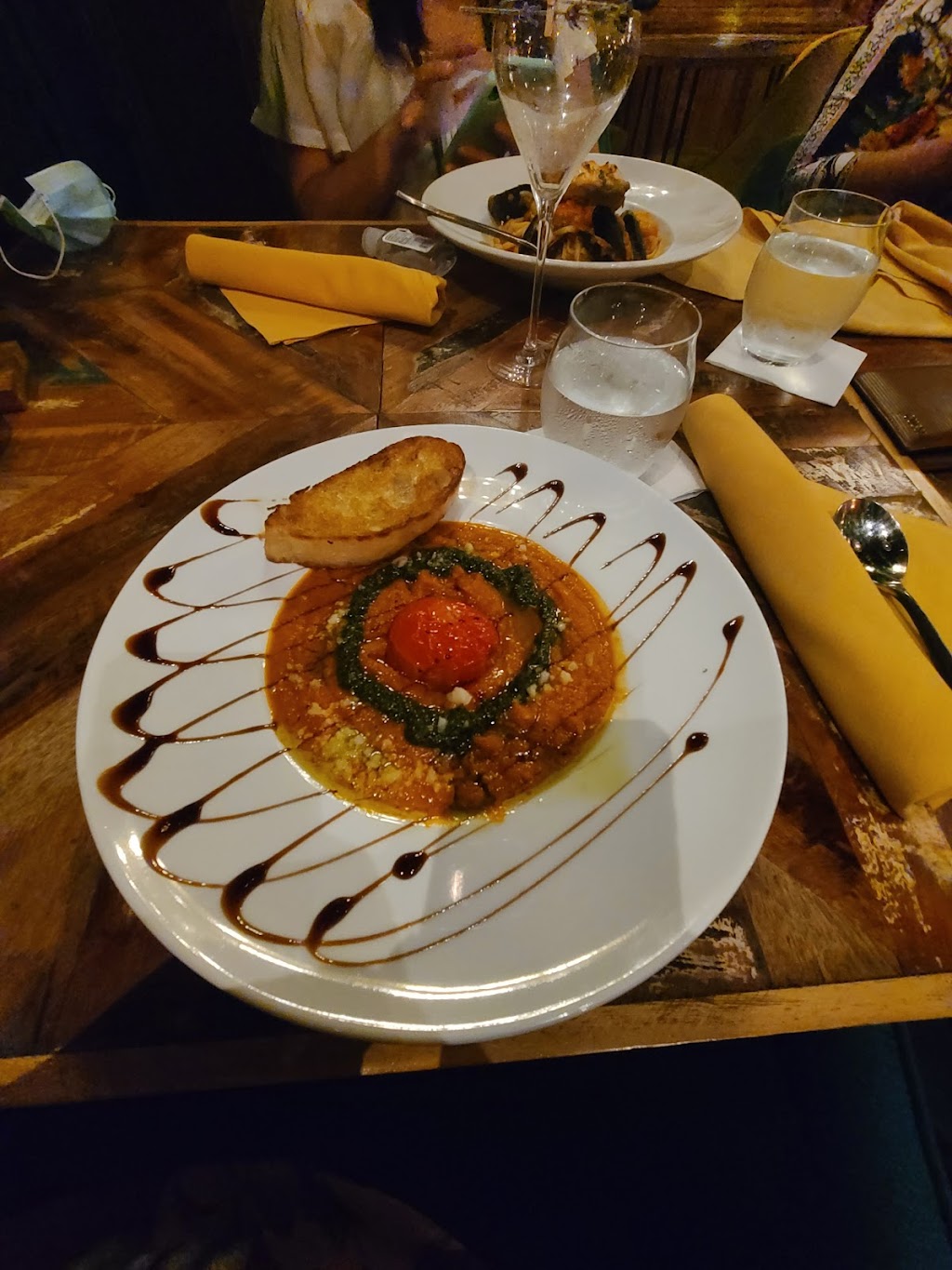 Sourbon Kitchen & Bar | restaurant | 215 Clematis St, West Palm Beach, FL 33401, USA | 5612477101 OR +1 561-247-7101