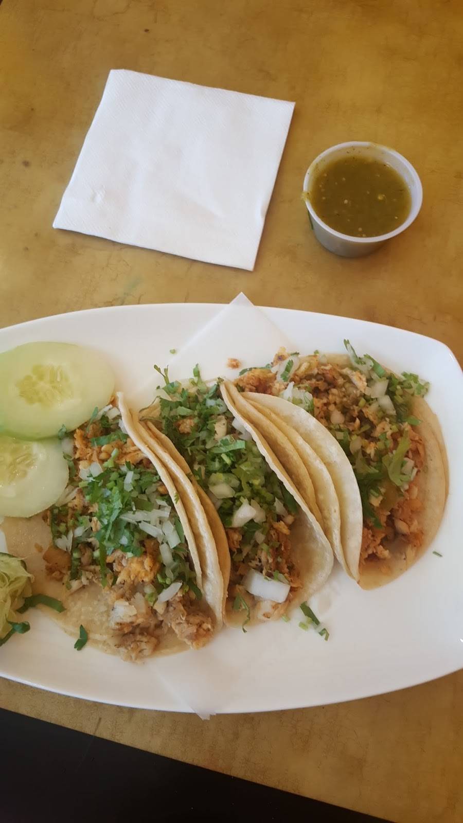 Bubbys Burritos | restaurant | 440 Jersey Ave, Jersey City, NJ 07302, USA | 2013337004 OR +1 201-333-7004