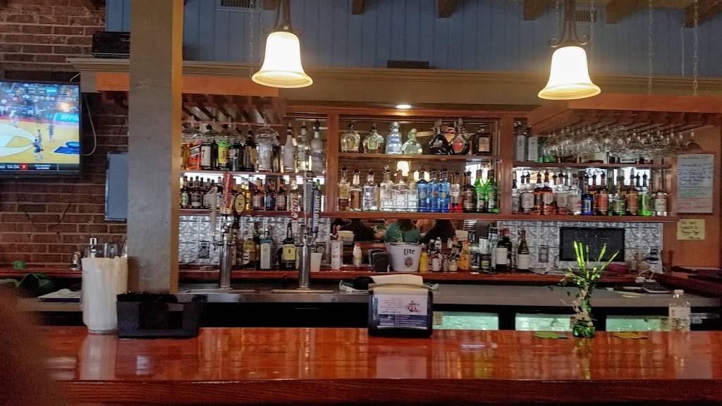 Captain Toms Seafood | restaurant | 1717 Boulevard, Colonial Heights, VA 23834, USA | 8045260005 OR +1 804-526-0005