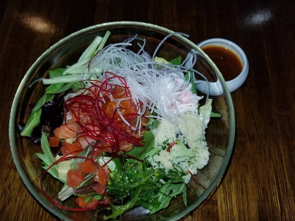 MUGEN SUSHI | restaurant | 18601 Hwy 99 #100, Lynnwood, WA 98037, USA | 4256400505 OR +1 425-640-0505