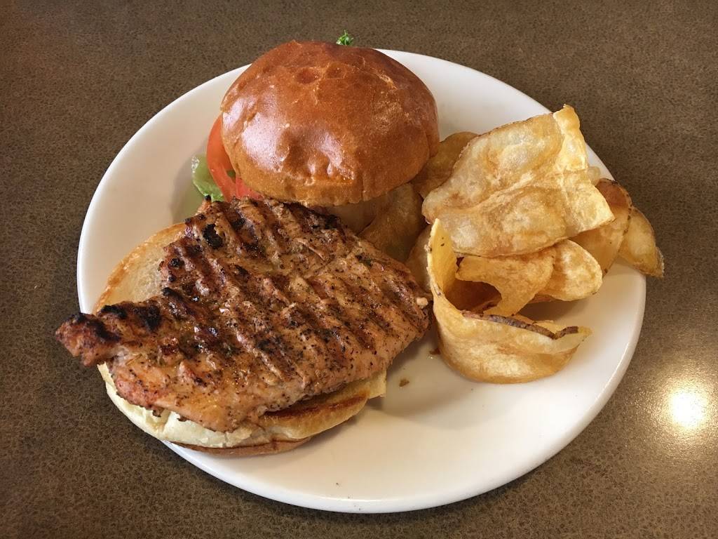 Thomass Family Dining | restaurant | 33971 Plymouth Rd, Livonia, MI 48150, USA | 7342618890 OR +1 734-261-8890