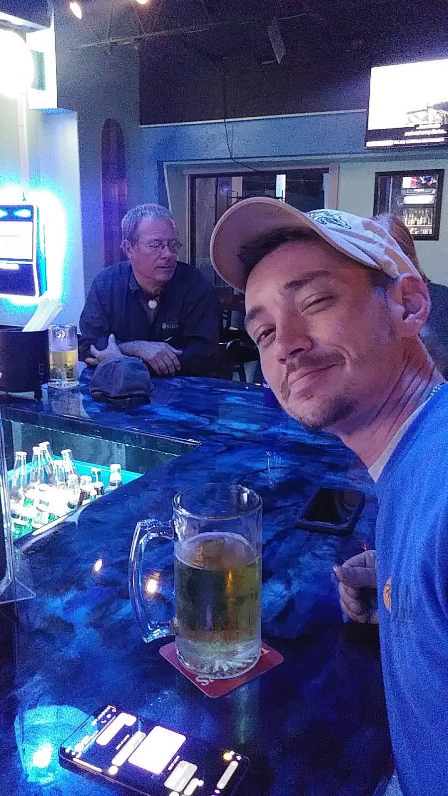 Slide Inn | restaurant | 7090 N Atlantic Ave, Cape Canaveral, FL 32920, USA | 3216130800 OR +1 321-613-0800