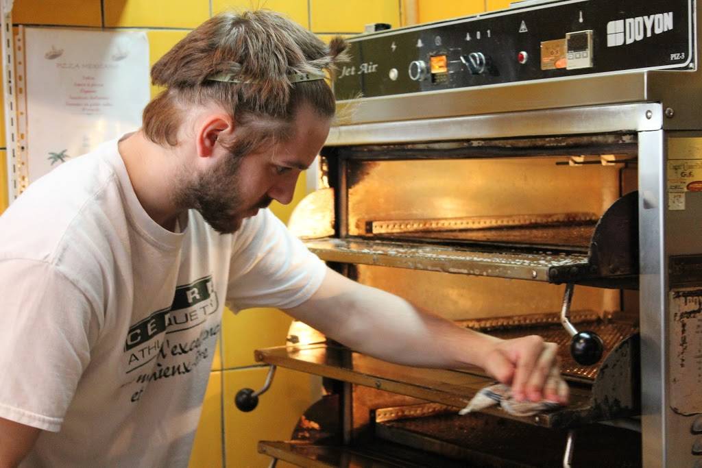 Pizza Pointe | restaurant | 1398 Rue Hart, Trois-Rivières, QC G9A 4S6, Canada | 8193740069 OR +1 819-374-0069