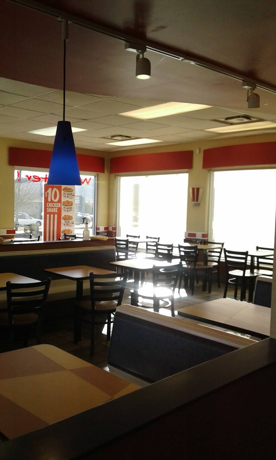 KFC | restaurant | 1882 W, M.L.K. Jr Blvd, Fayetteville, AR 72701, USA | 4794437040 OR +1 479-443-7040