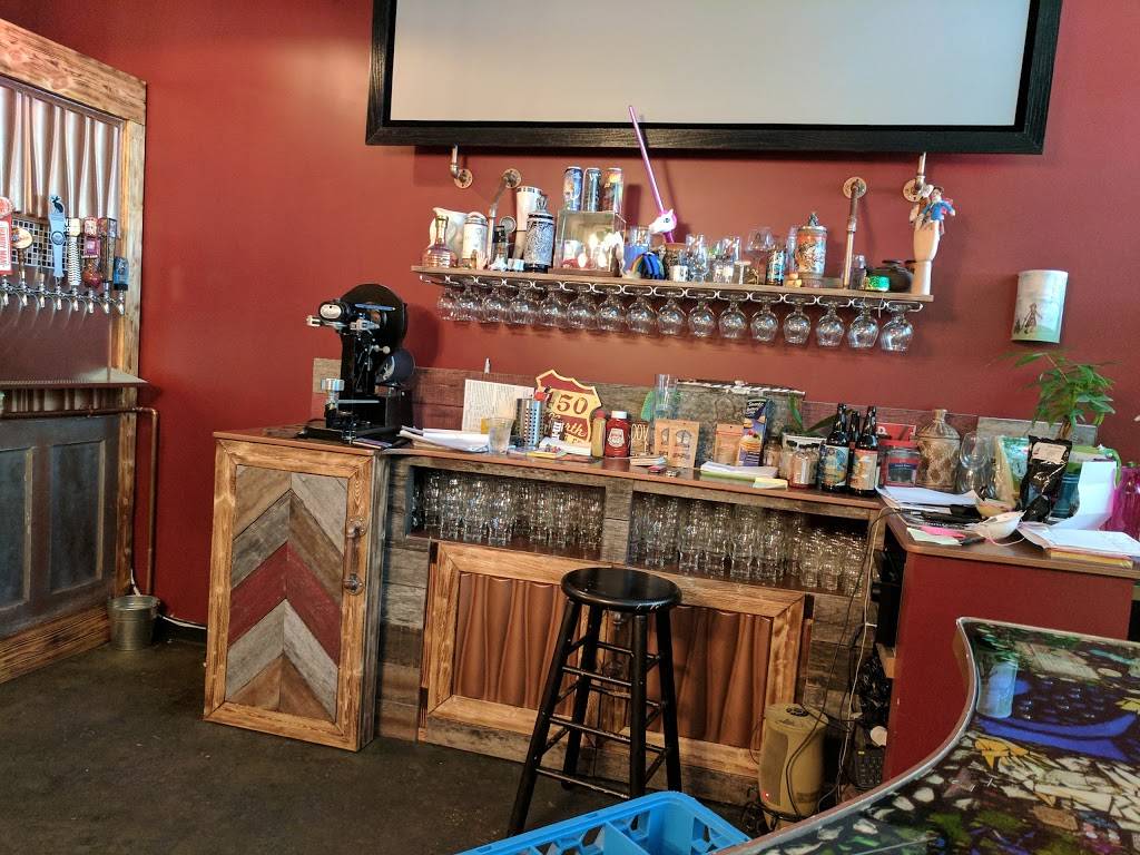 Blossom & Cellar Door Craft Cavern | restaurant | 750 W Main St b, Hendersonville, TN 37075, USA | 6154312186 OR +1 615-431-2186