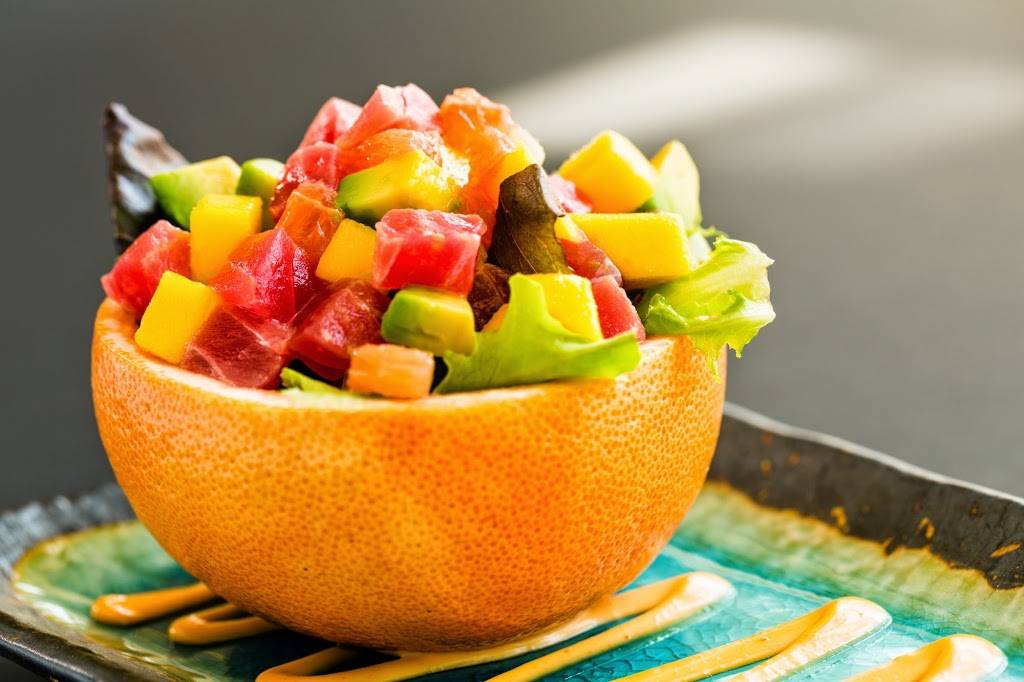 26 Sushi & Tapas | restaurant | 9487 Harding Ave, Surfside, FL 33154, USA | 3055702626 OR +1 305-570-2626