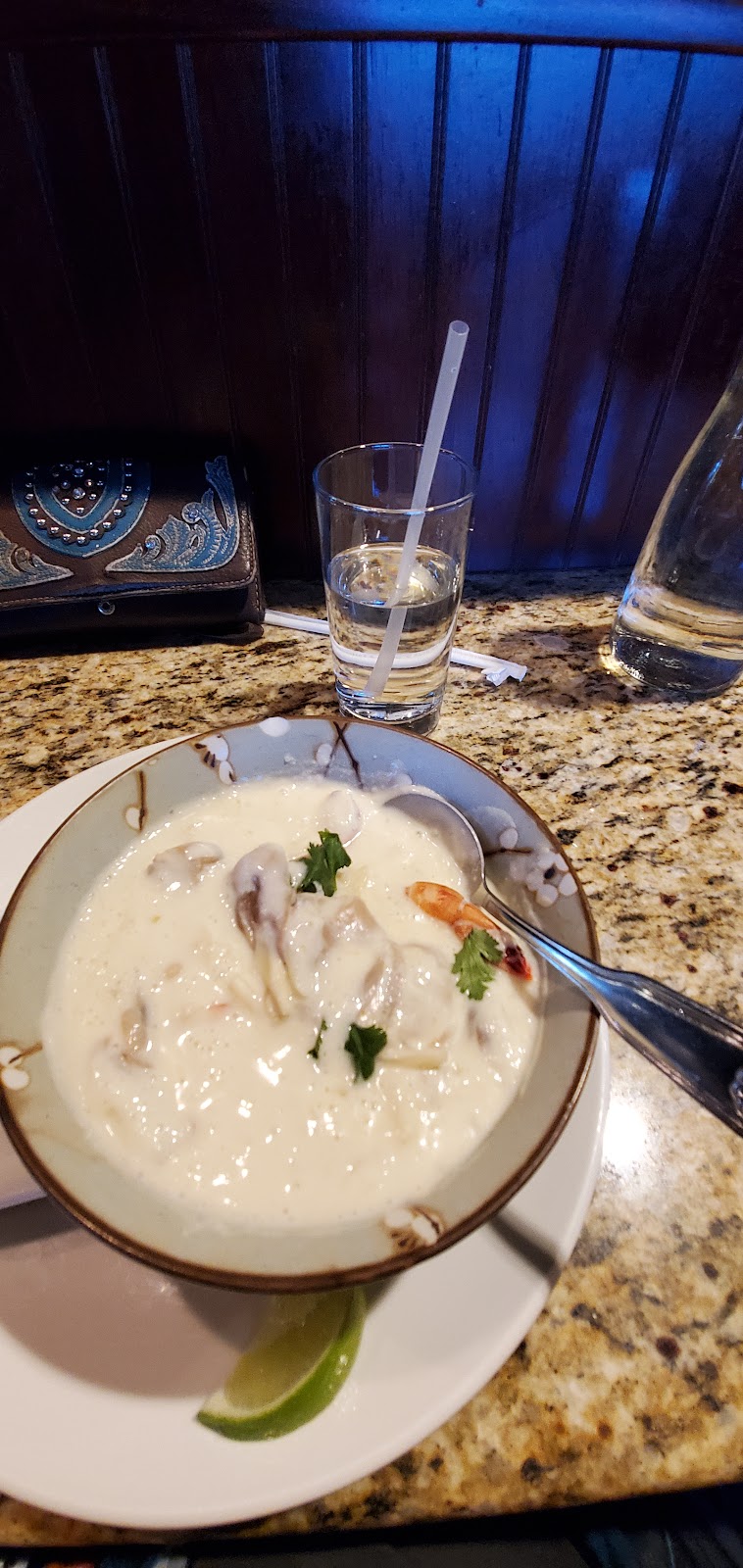 Bambu | restaurant | 970 N Phoenix Rd #106, Medford, OR 97504, USA | 5416087545 OR +1 541-608-7545