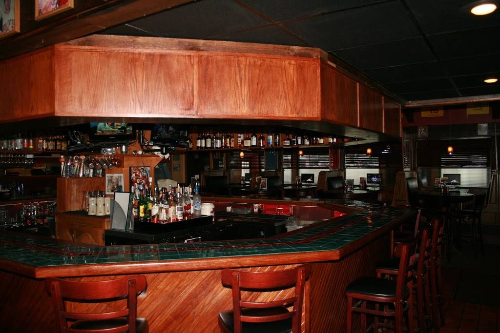 Wallabys Bar & Grill | restaurant | 3720 Lincoln Way, Ames, IA 50014, USA | 5152921167 OR +1 515-292-1167