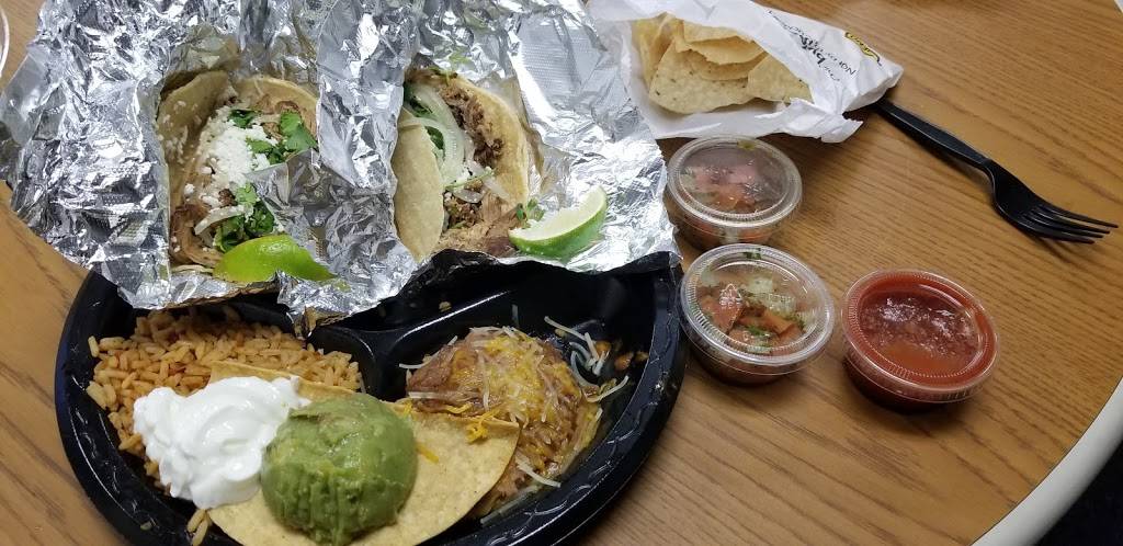 Taco Bueno | restaurant | 1400 SW 74th St, Oklahoma City, OK 73159, USA | 4056850562 OR +1 405-685-0562